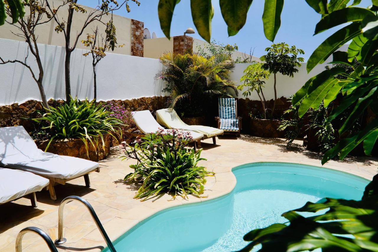 קורלחו Villa Beach Club מראה חיצוני תמונה